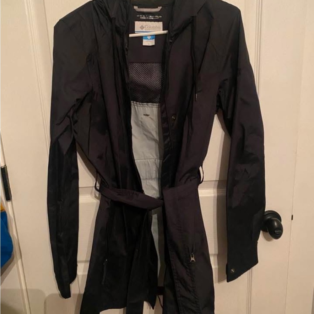 Columbia Women's Black Jacket